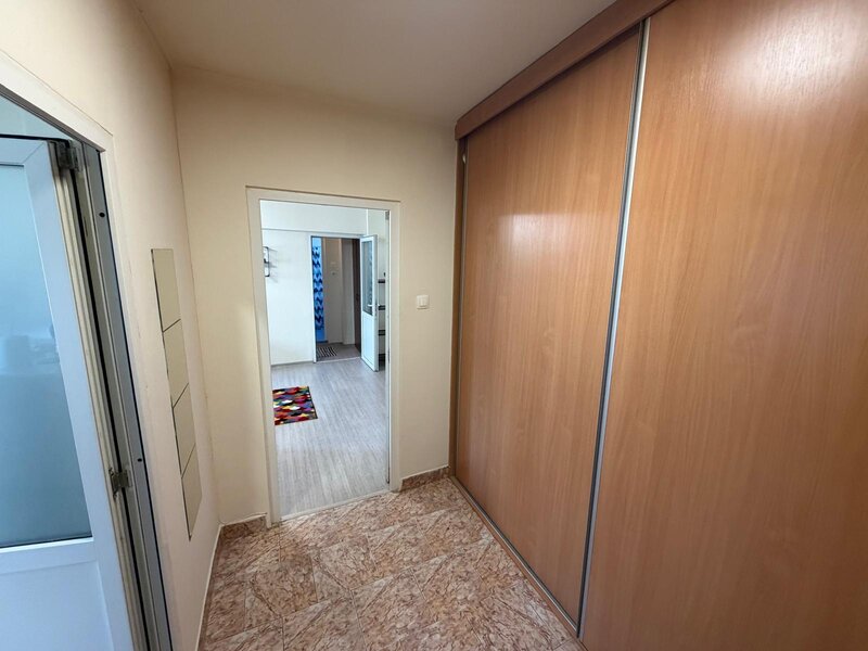 Sector 2 Inchiriez Apartament 2 camere -Str. Cernauti (langa MegaMall)